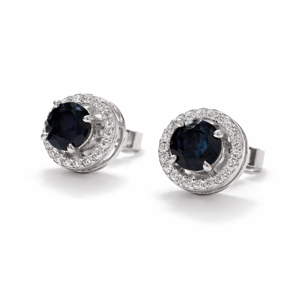 ARETES TIPO BROQUEL CON HALO REDONDO DE ZAFIRO